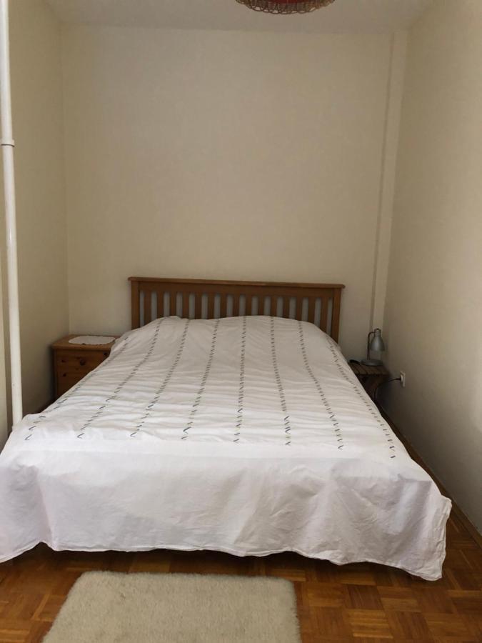 Apartment Kleo Тузла Екстериор снимка
